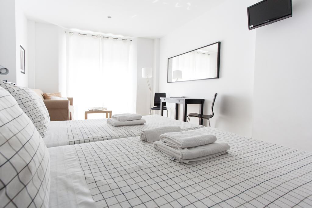 Apartamentos Edificio Constitucion Севілья Номер фото