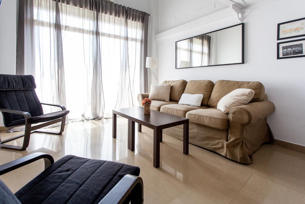 Apartamentos Edificio Constitucion Севілья Номер фото