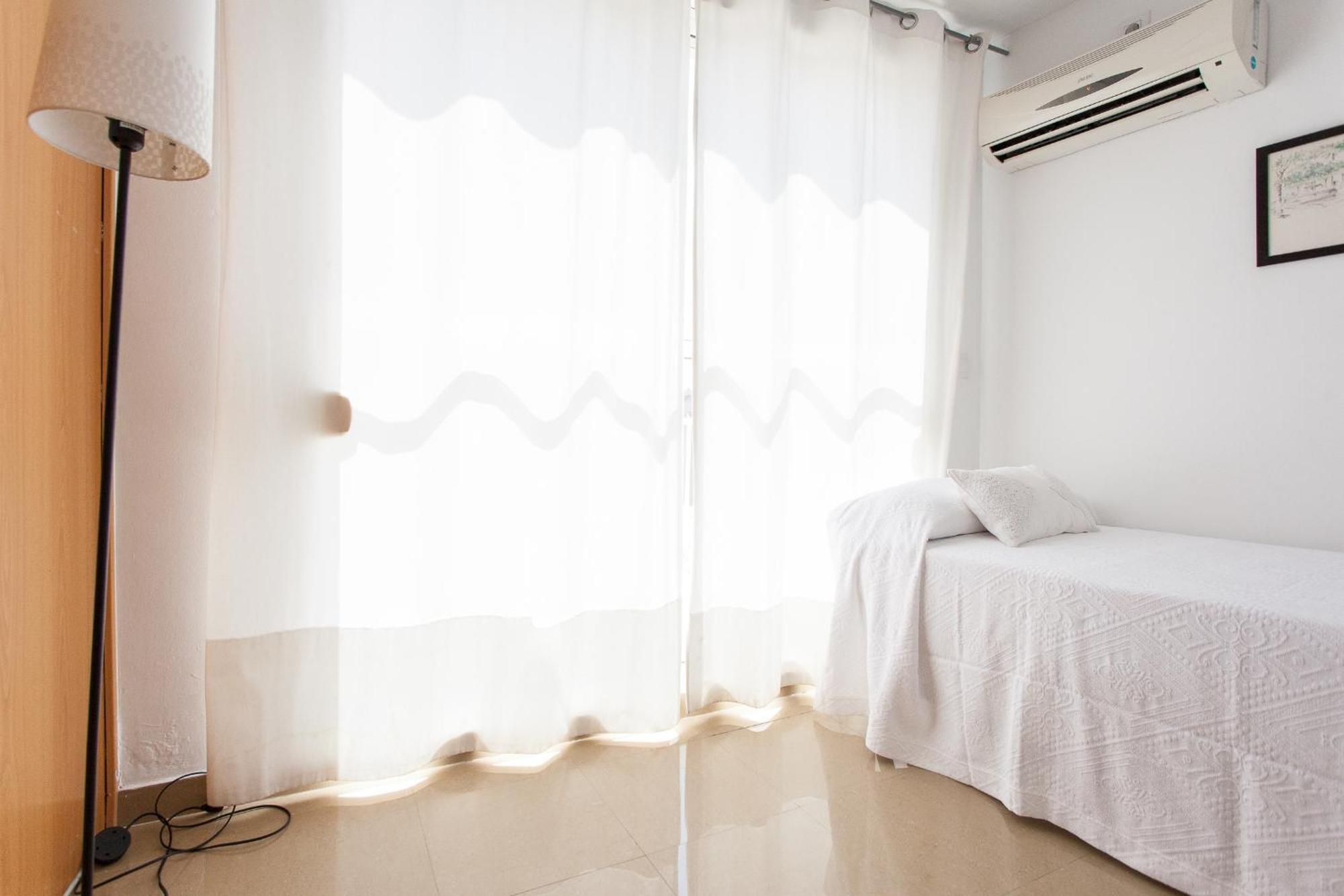 Apartamentos Edificio Constitucion Севілья Номер фото